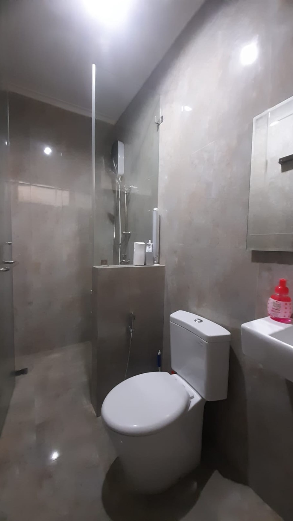 Rumah Hitung Tanah Area Cipete