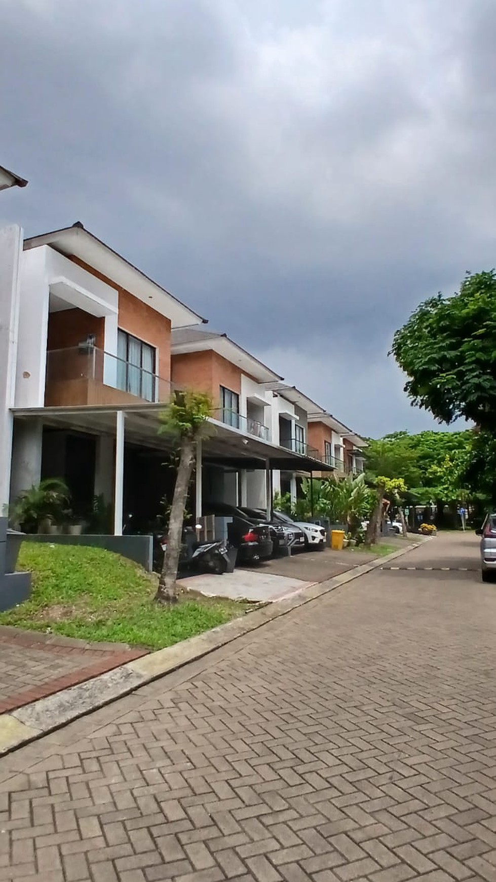 Rumah dalam cluster, Bagus di Bintaro Sektor 9