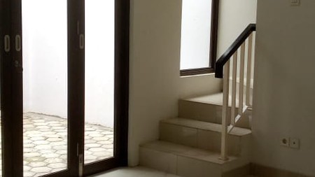 Rumah dalam cluster, Bagus di Bintaro Sektor 9.