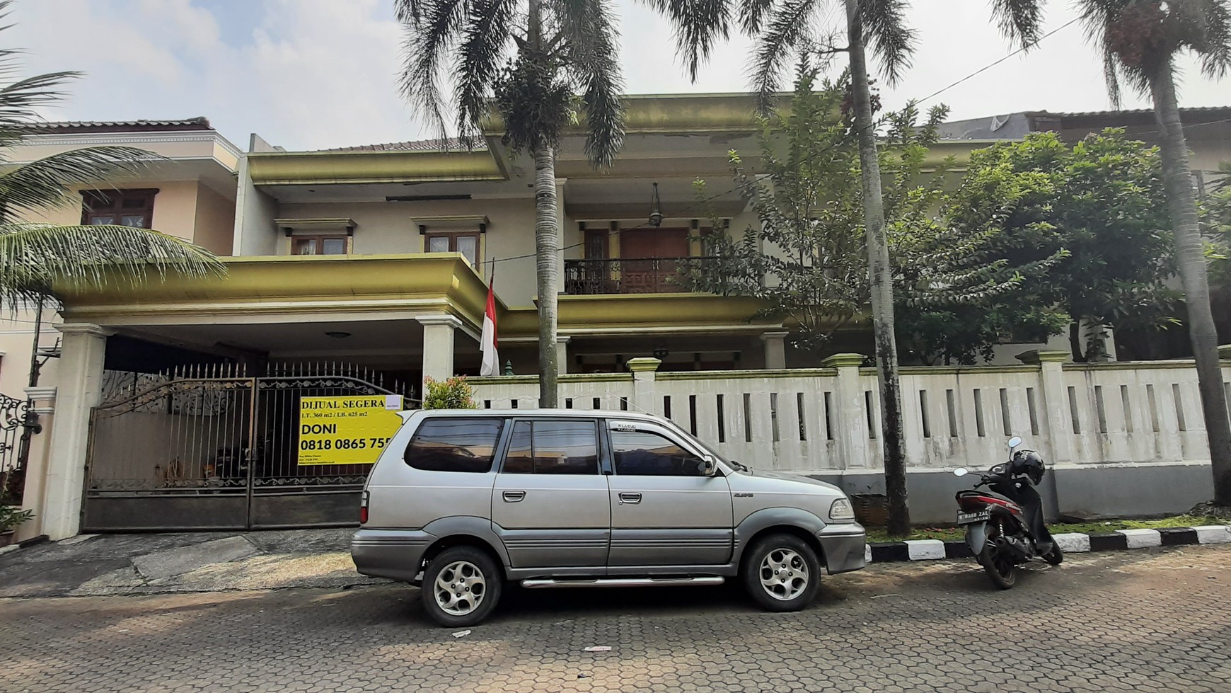 Rumah Klasik dan Terawat dekat Akses Toll Cinere