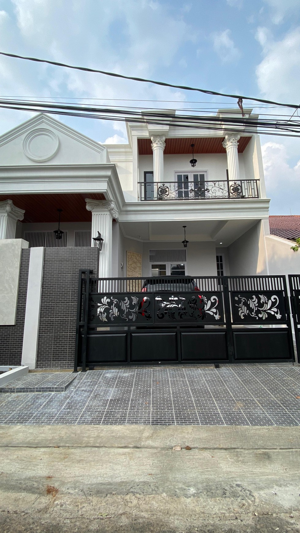 Rumah Brand New di Cinere 2 Lantai Dekat Pintu Tol