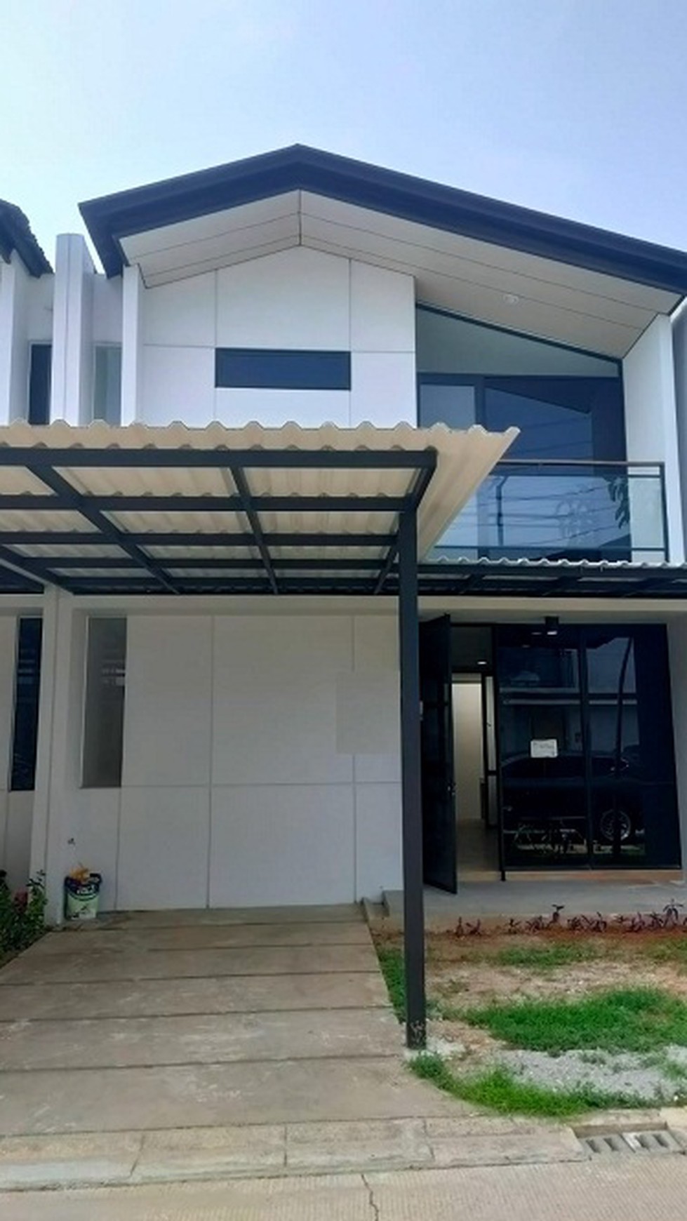 Disewakan Rumah hunian di Cendana Icon Estate Lippo Karawaci Tangerang