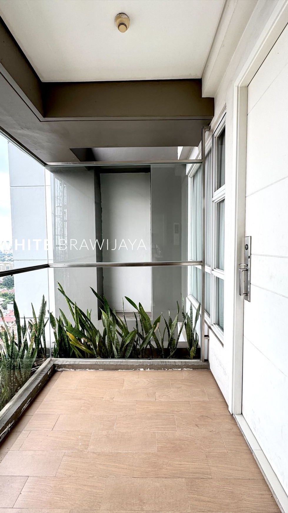 Apartment One Park Gandaria Semi Furnished