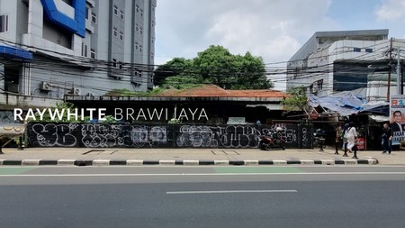 Tanah dengan Bangunan Tua Lokasi Strategis Area Fatmawati Raya