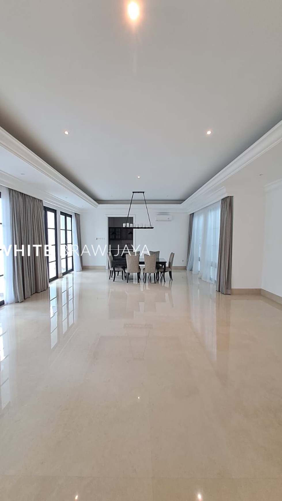 Rumah Hitung Tanah Area Cipete