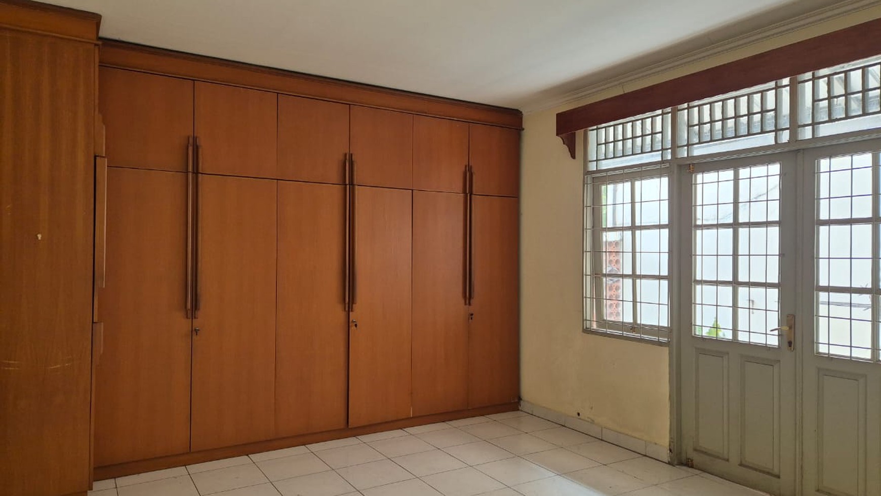 Dijual Rumah siap huni di Bintaro sektor 9