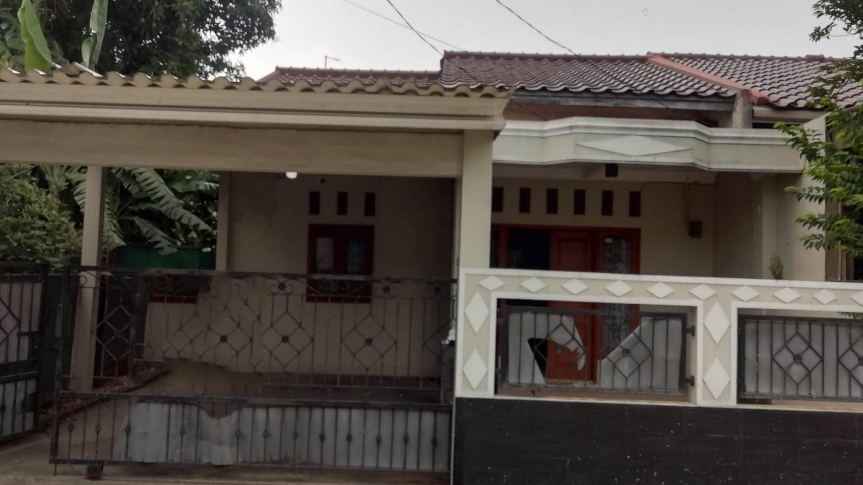 Rumah Siap Huni Lokasi Strategis dekat Fasilitas Bintaro Jaya