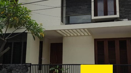 Disewakan Rumah 2 Lantai Siap Huni dan Hunian Asri @Bintaro