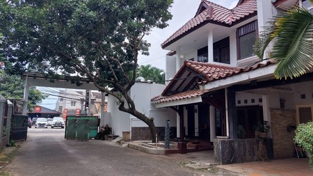 Rumah bagus semi furnished, lokasi strategis di Pondok Ranji