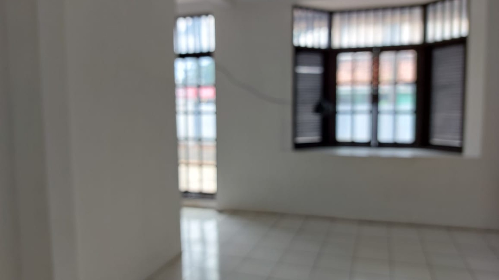 Rumah bagus semi furnished, lokasi strategis di Pondok Ranji