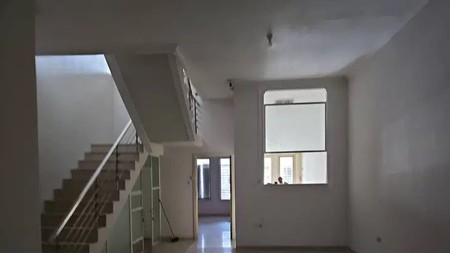 Rumah Nyaman di  Tenggilis Mejoyo Surabaya, harga terbaik