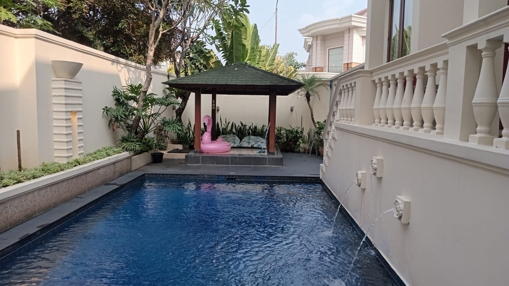 Rumah Hitung Tanah Area Cipete