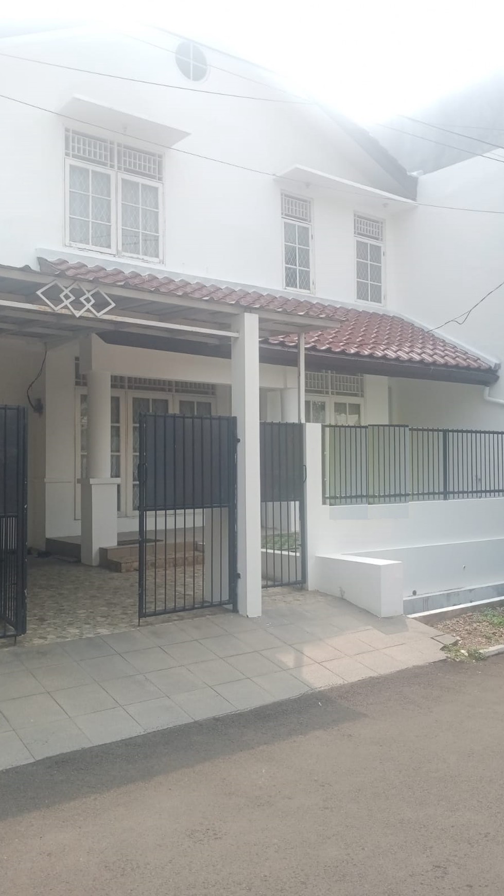 Rumah Rapih Lingkungan aman dan nyaman di Bintaro 9.