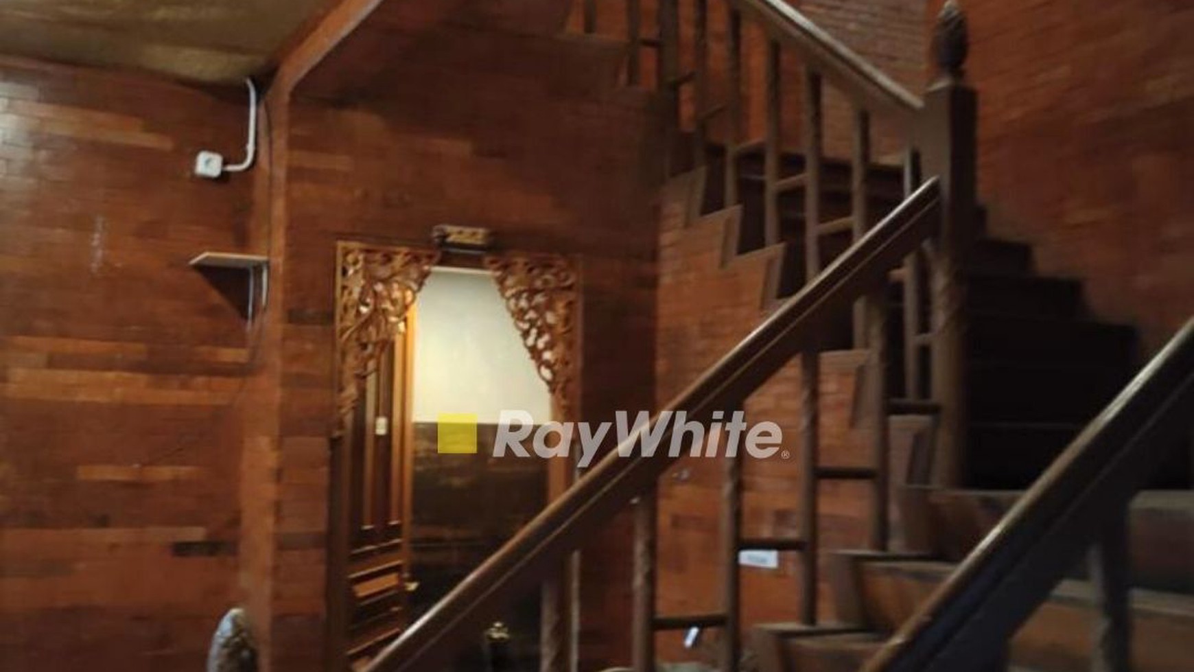 Rumah Pinggir Jalan Ampera Raya Cocok Untuk Tempat Usaha, Harga NJOP