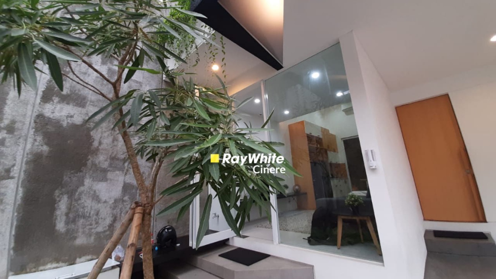 For Sale - Smart Home Siap Huni dengan Design Modern Kekinian di Ciputat