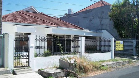 Rumah di Dharmahusada Indah Barat, Row Jalan Lebar - NH -