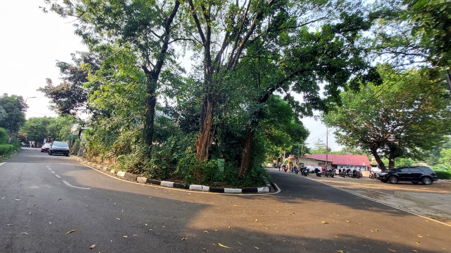 Rumah Murah Hitung Tanah, Lokasi terbaik dan sangat Strategis di Jakarta Selatan.