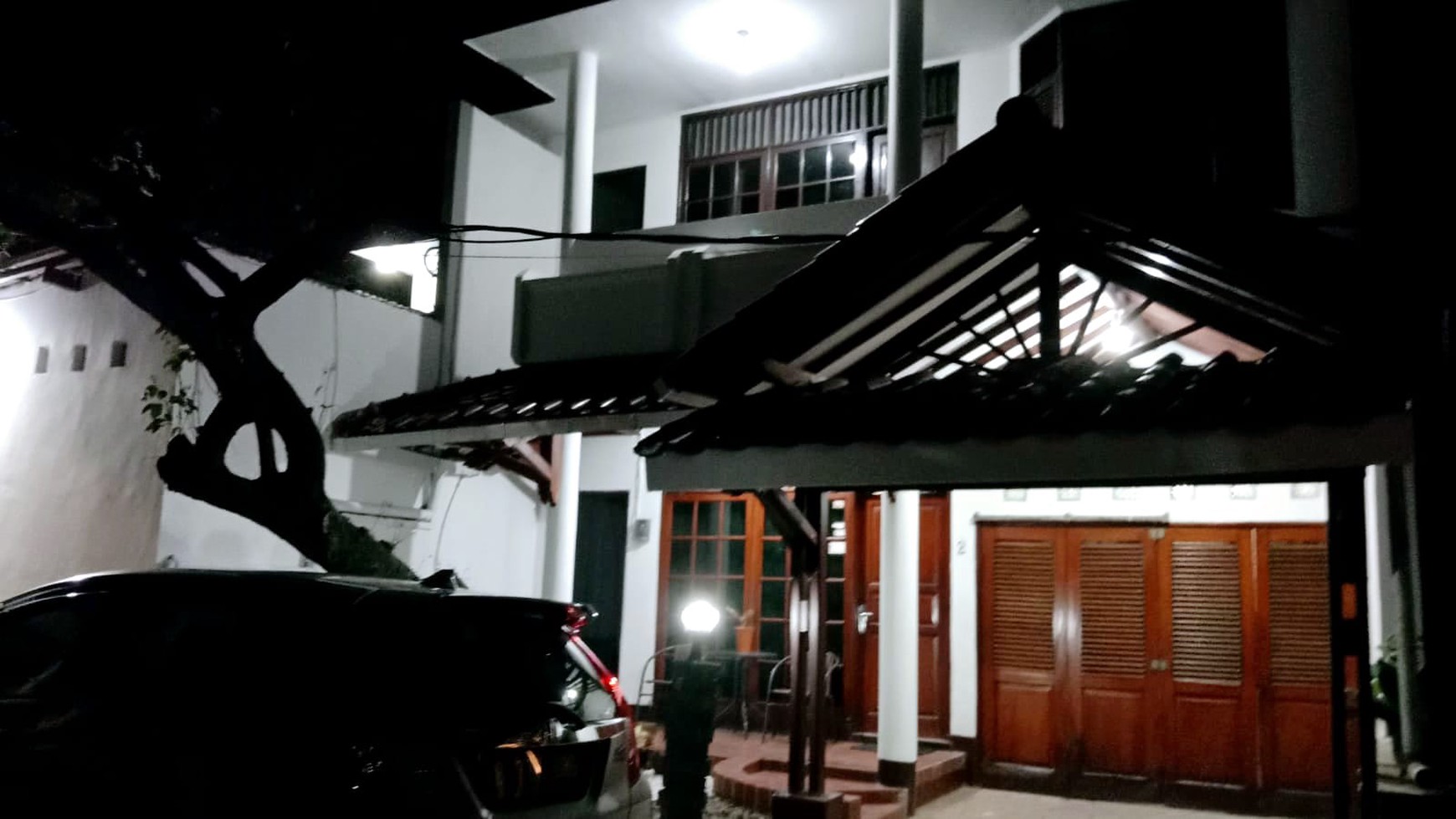 Rumah bagus semi furnished, lokasi strategis di Pondok Ranji