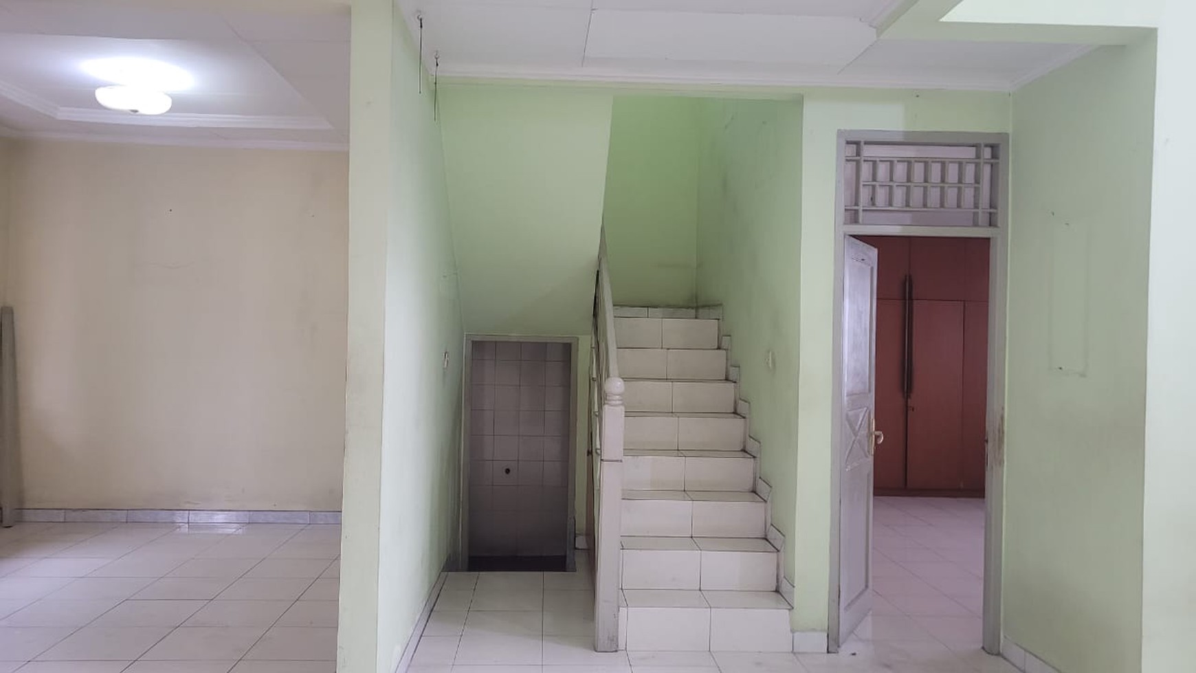 Dijual Rumah Hook Lokasi Strategis dengan Hunian Nyaman @Bintaro