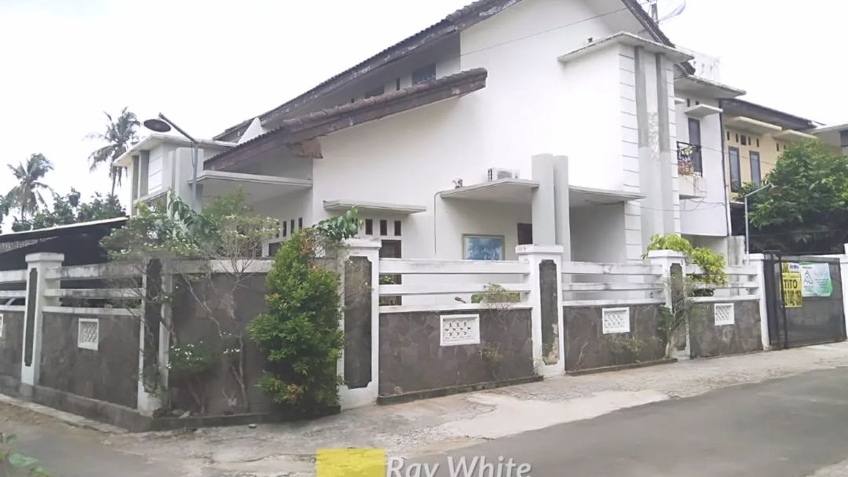 dijual rumah mewah bandar lampung