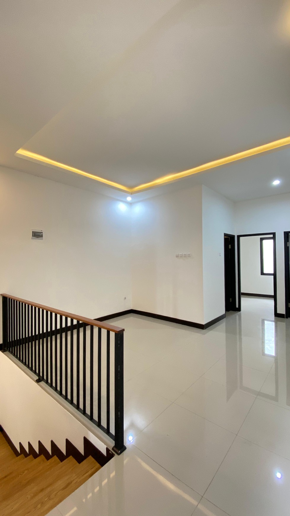 Rumah Baru Modern Scandinavian di Cinere 4+1 Kamar Lokasi Premium