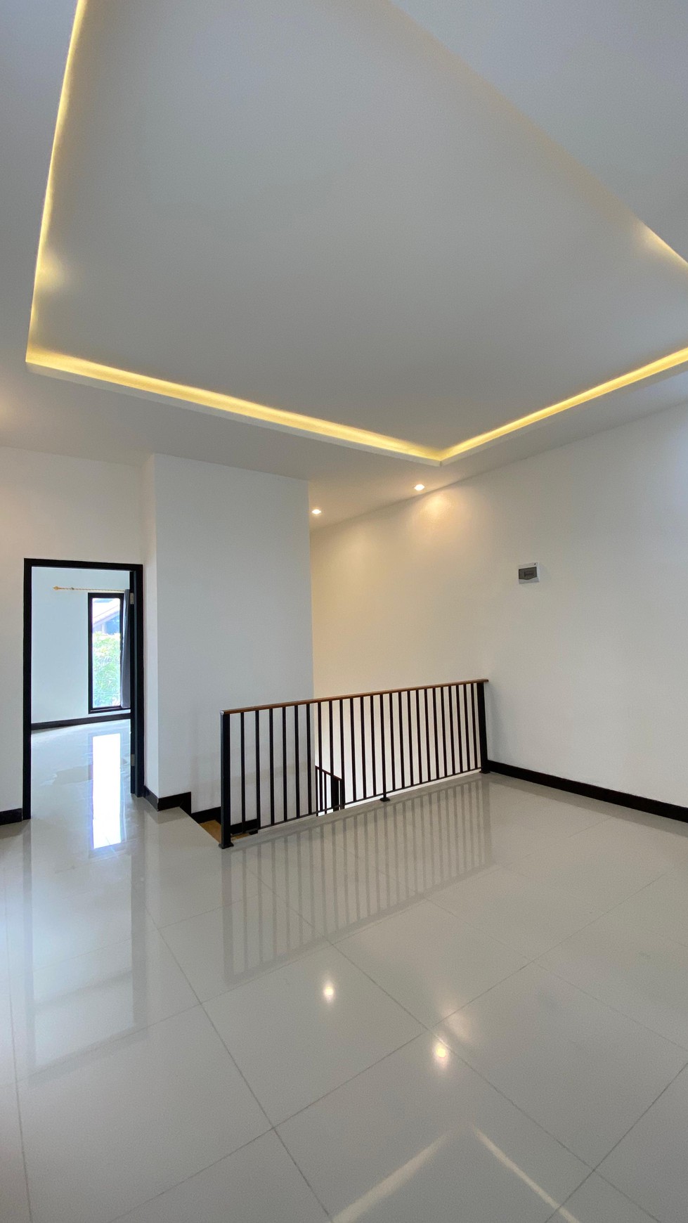 Rumah Baru Modern Scandinavian di Cinere 4+1 Kamar Lokasi Premium