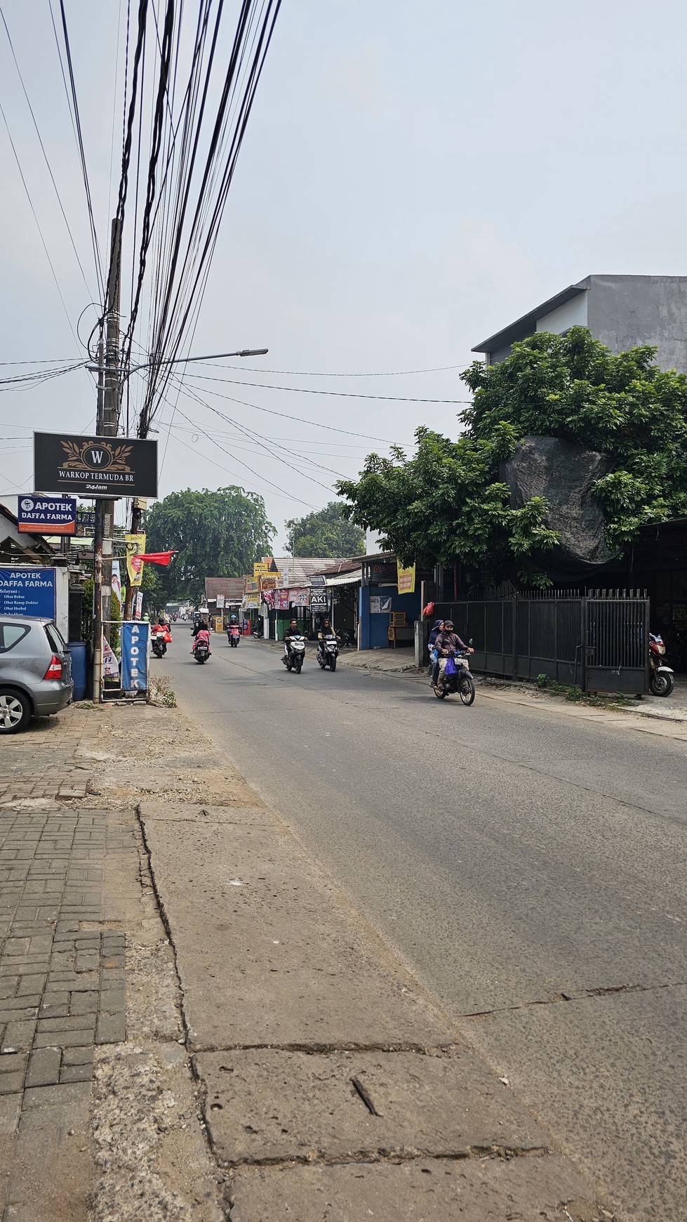 Ruko Sangat Strategis  di Jalan Raya Cikunir, Bekasi