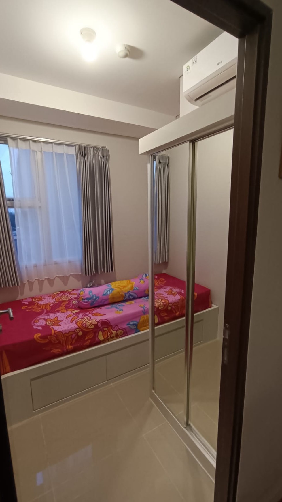 Dijual  apartemen Arabian Style Furnished di  Transpark Juanda Bekasi