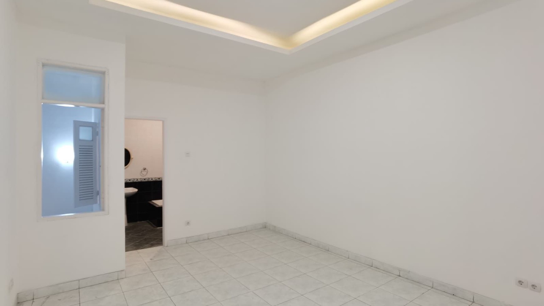 Rumah Villa Permata Gading, Kelapa Gading, Jakarta Utara