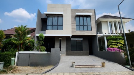 Dijual Rumah Baru Woodland Citraland Lantai GRANITE Tile in Luxury Desain Terbaru Dekat Universitas Ciputra, Pasar Modern , GWalk