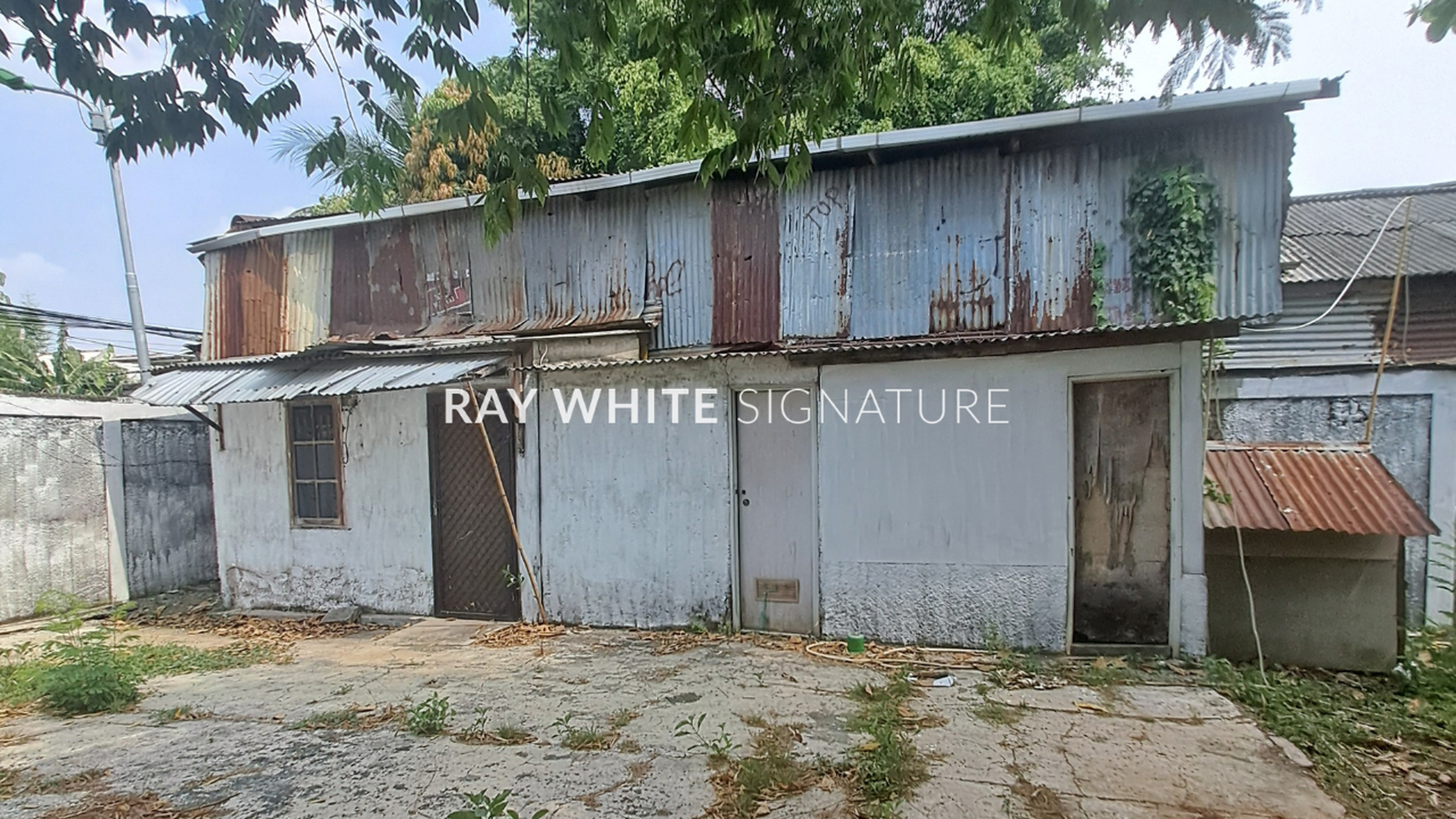 Rumah Hitung Tanah Area Cipete