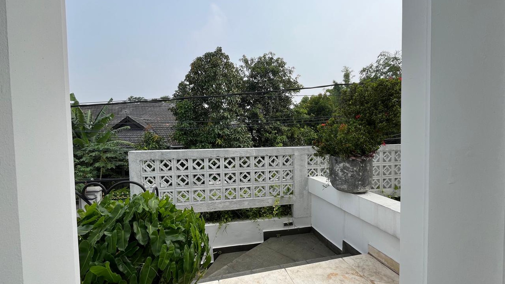 Rumah Klasik Modern di Ampera Kemang Jaksel