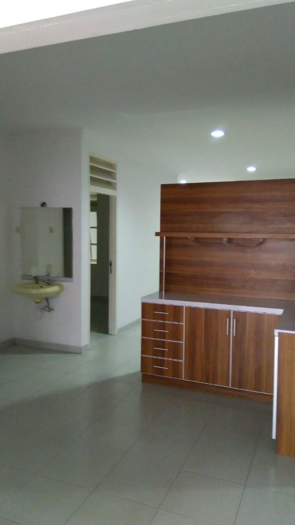 Dijual Rumah 2 Lantai Siap Huni dengan Hunian Nyaman @Bintaro