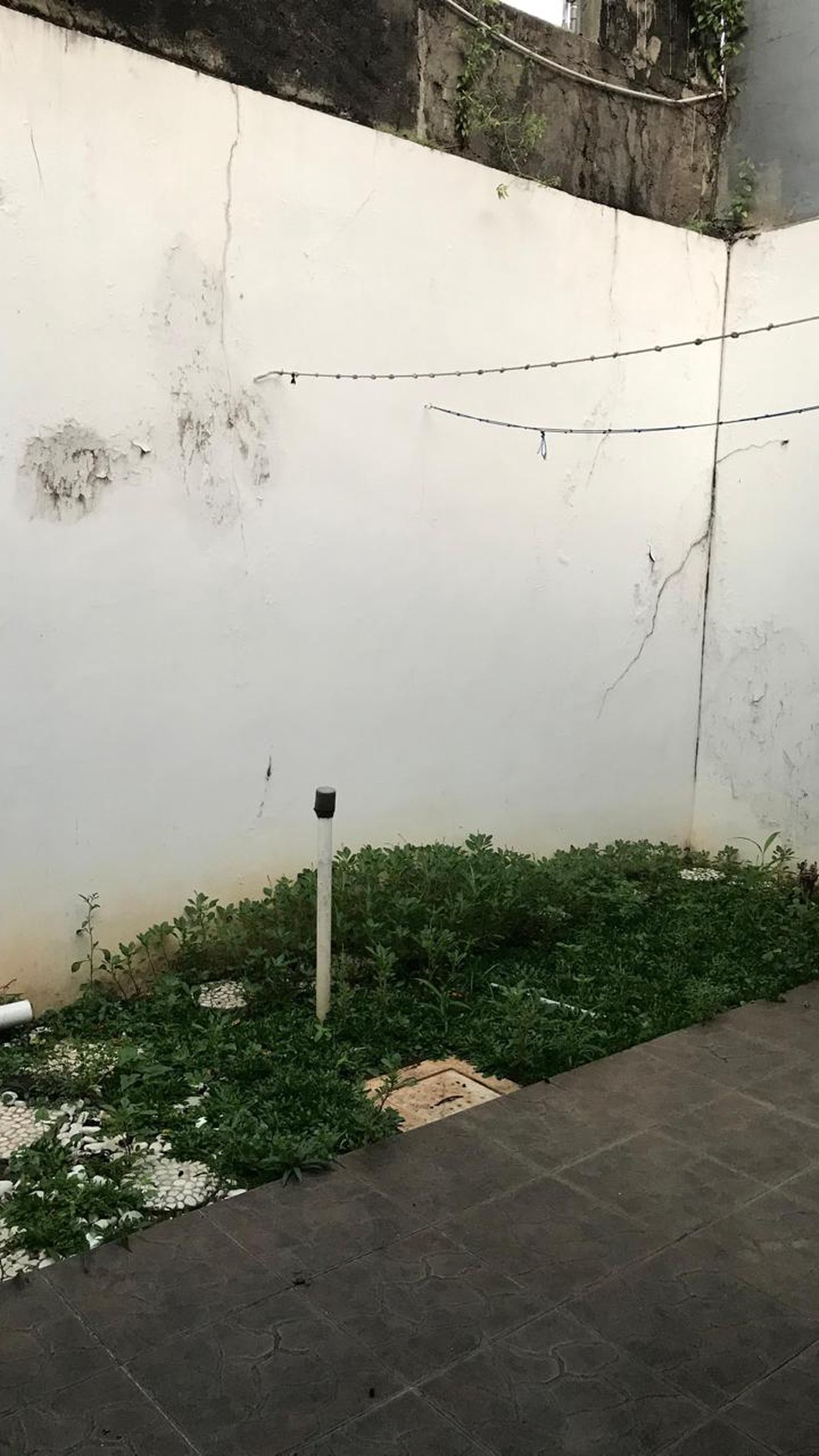 Dijual Rumah 2 Lantai Siap Huni dengan Hunian Nyaman @Bintaro