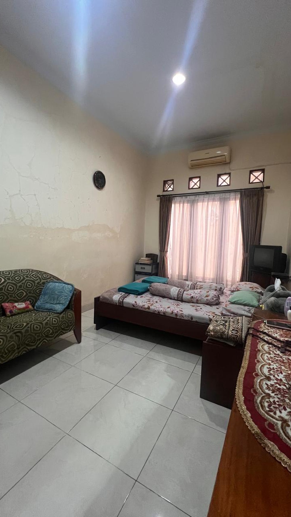 Dijual Rumah 2 Lantai Siap Huni dengan Hunian Nyaman @Bintaro