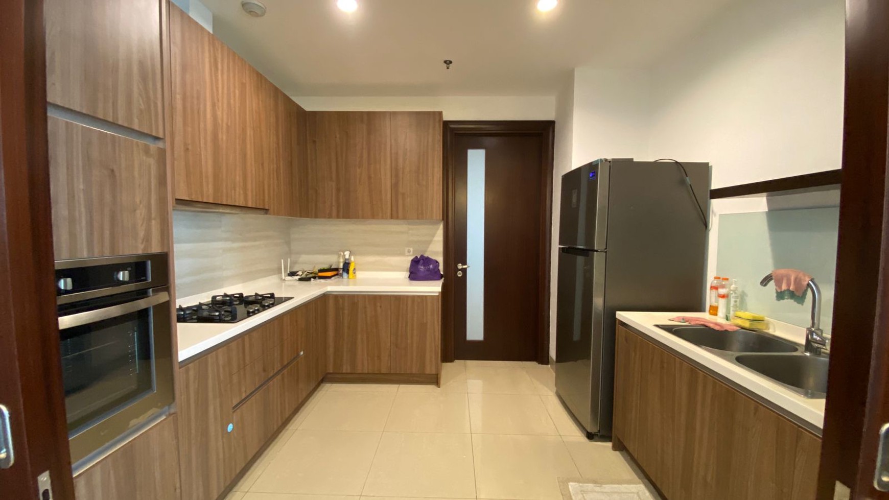 Apartemen The Pakubuwono View Tower Red Wood 2BR di Kebayoran Lama   