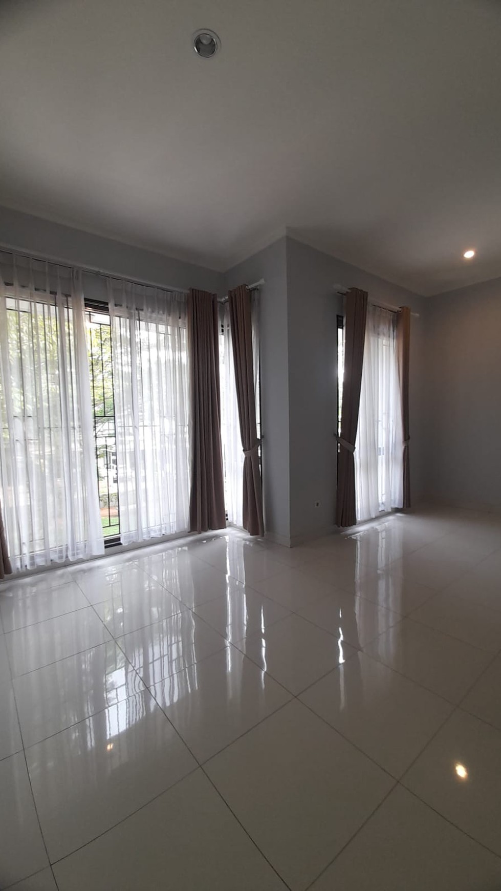 Rumah Bagus Di Discovery Cielo, Bintaro Jaya Sektor 9