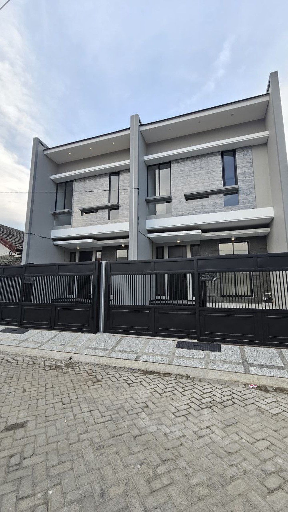 Jual rumah daerah Klampis 