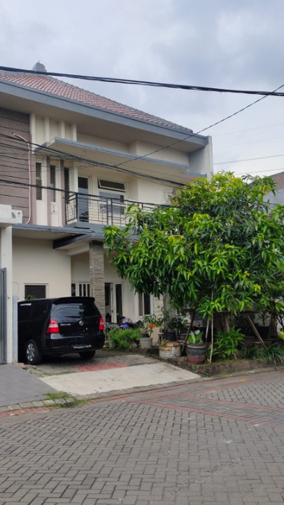 Dijual Rumah Minimalis Lokasi Strategis di Graha Santoso Regency, Rungkut Surabaya Dekat Raya MERR