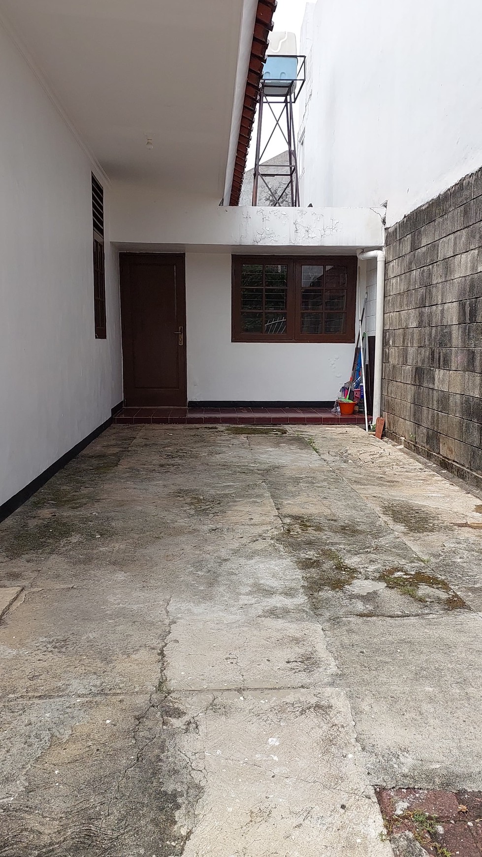 Rumah Bagus Terawat, Siap Huni & Hunian Nyaman @Camar, Bintaro