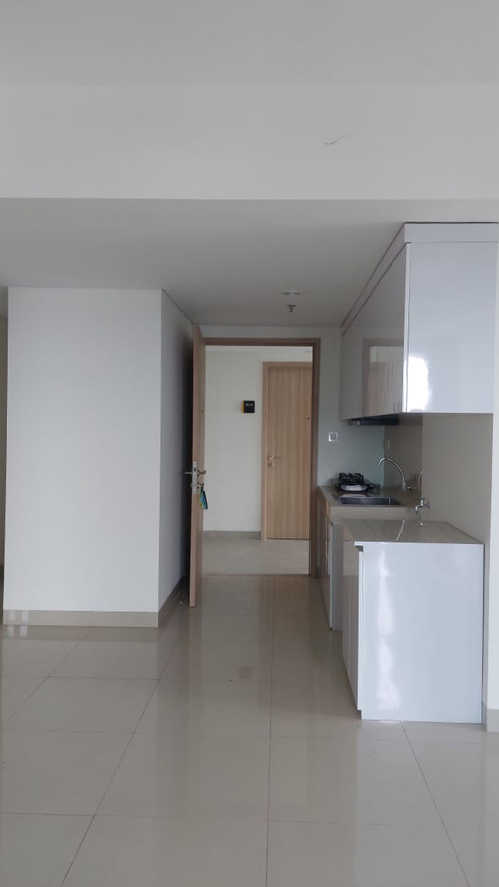 Apartemen Strategis dengan Fasilitas Lengkap @Emerald Bintaro