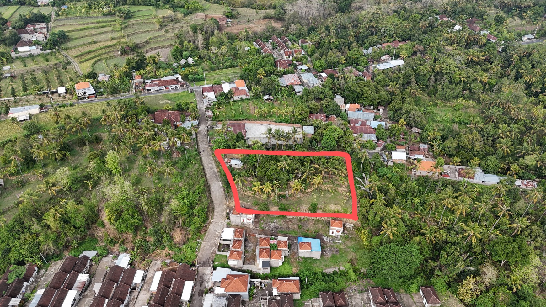 Prime Land For Sale: Ideal For Housing Complex Development