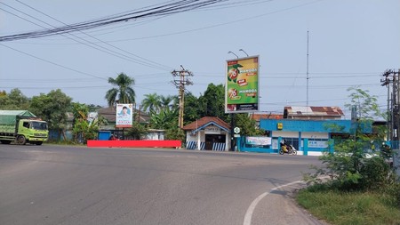 Tanah kosong di Jalan Yos Sudarso Sukaraja Bumi Waras Teluk Betung Utara Bandarlampung