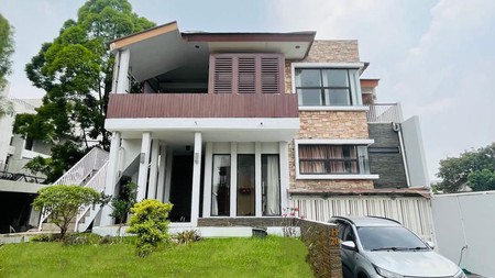 Rumah Cluster Sangat Bagus Mewah 2 Lantai Dengan Kolam Renang Di Bintaro Jaya