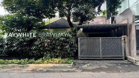 Rumah Siap Huni Dalam Kompleks Area Kebayoran Baru