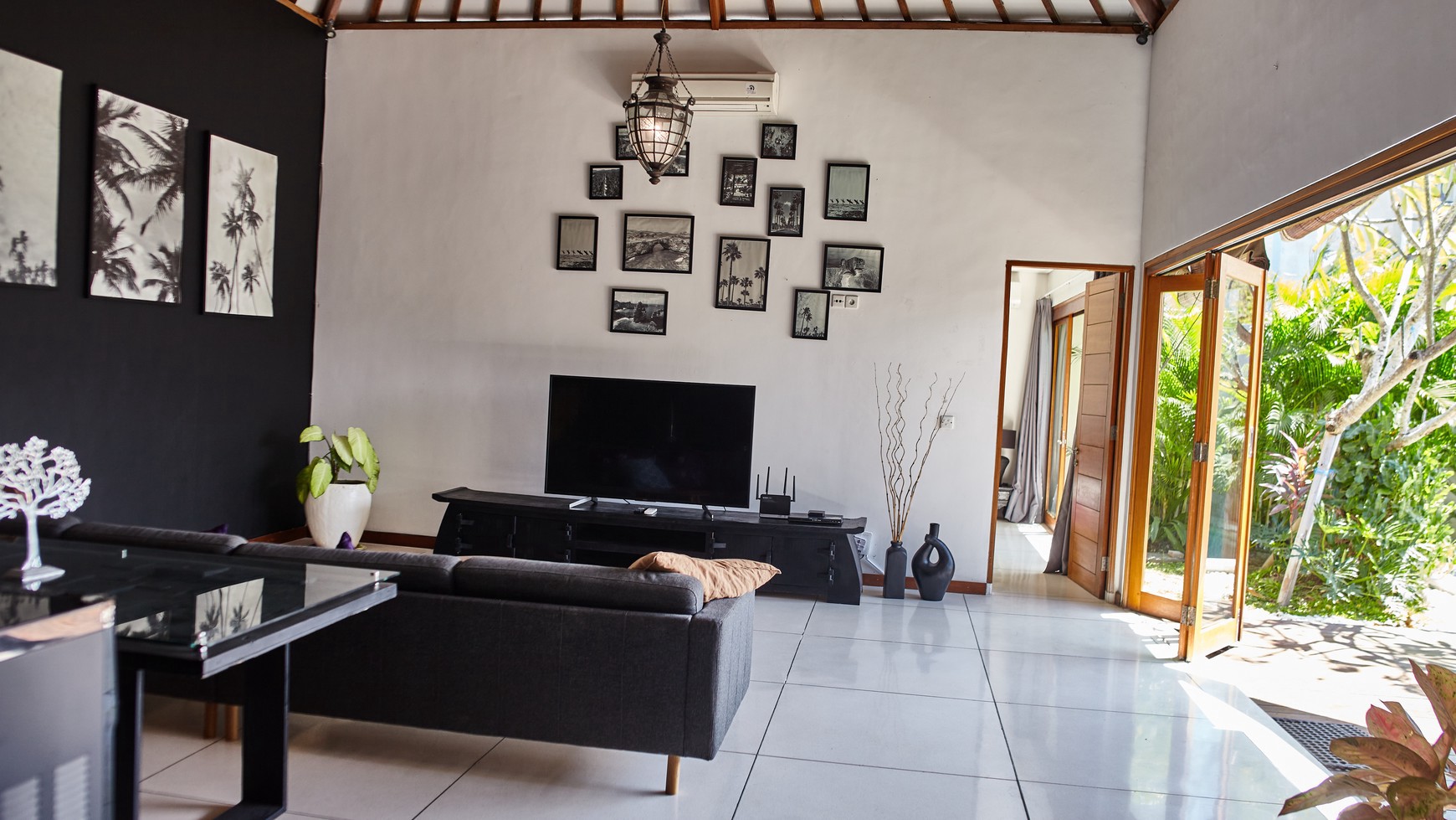 For Sale Leasehold - Modern villa complex Boutique Hotel 1 minute to the Berawa beach Bali