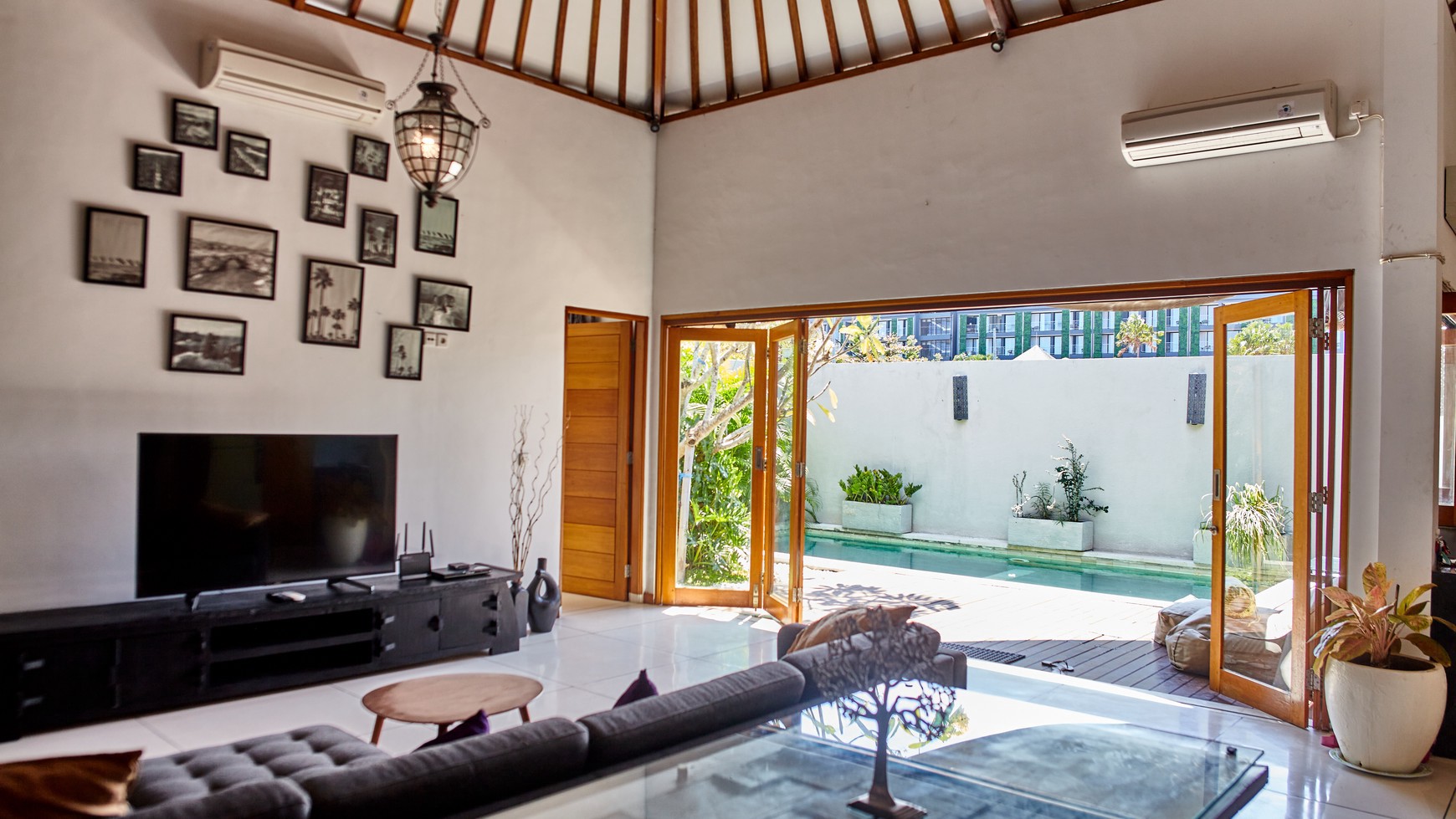 For Sale Leasehold - Modern villa complex Boutique Hotel 1 minute to the Berawa beach Bali