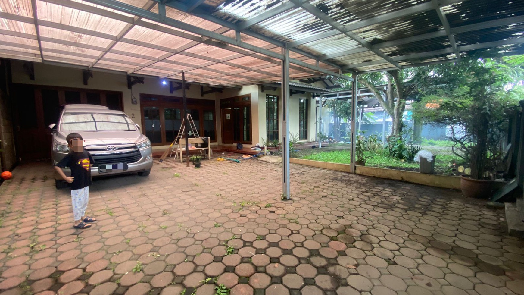 Rumah Villa Di Cisitu Dago Bandung Dataran Tinggi Adem Dan Dingin Cocok Tempat Berlibur Dan Peristirahatan