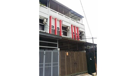 Rumah Jl Hadiah Utara, Jelambar, Grogol