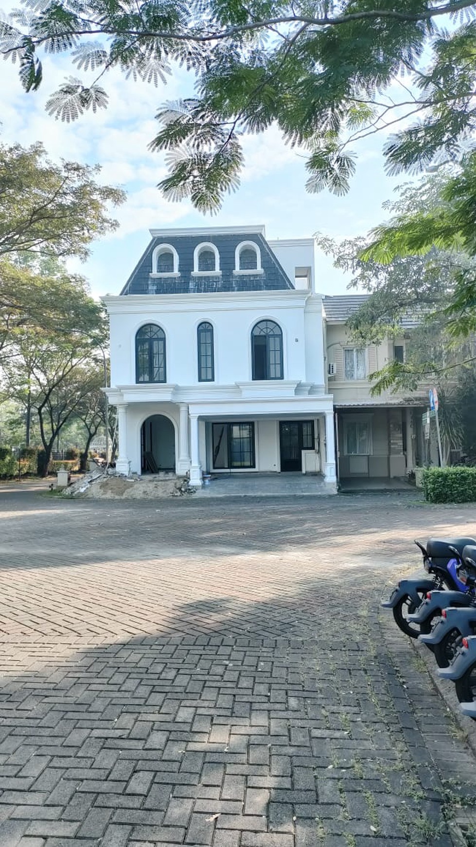 Rumah bangunan Mnadiri di Vanya Park